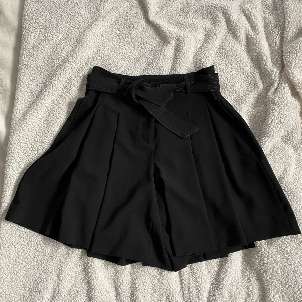 White House Black market shorts